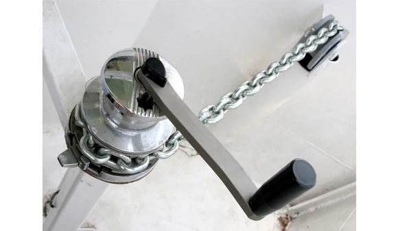 cromox stainless chain detail